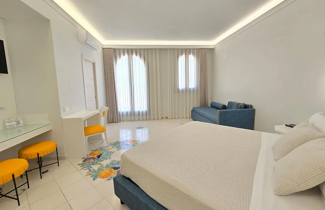 Villa Le Zagare Relais&SPA-1