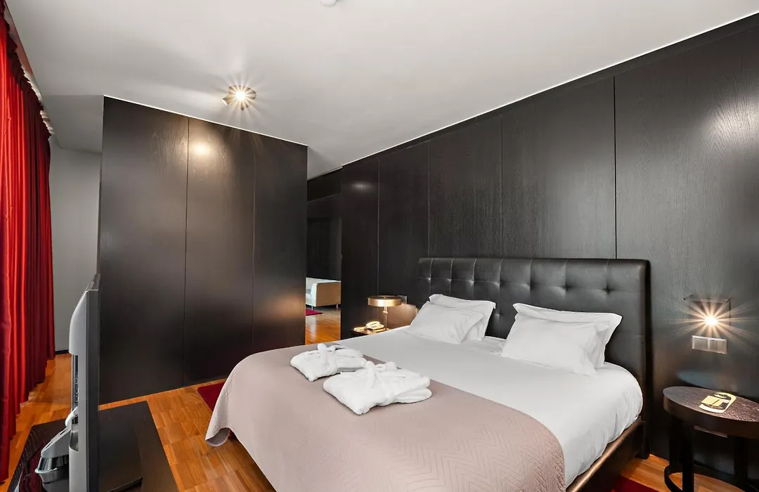 Axis Viana Business & Spa Hotel-1