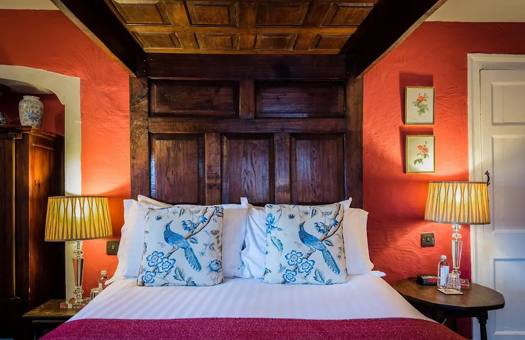 The Kings Arms Hotel-1
