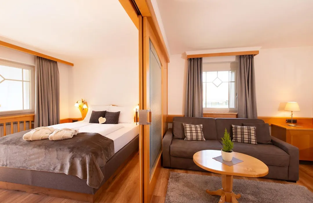 Aktiv&Wellnesshotel Zentral-1