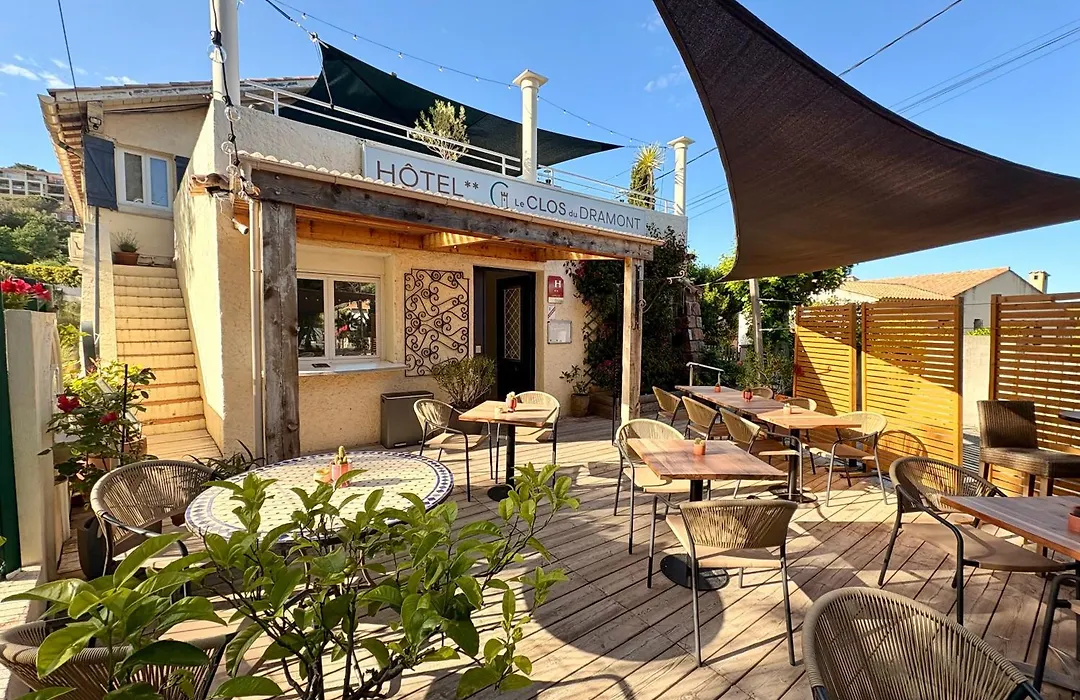Hôtel Le Clos du Dramont-1