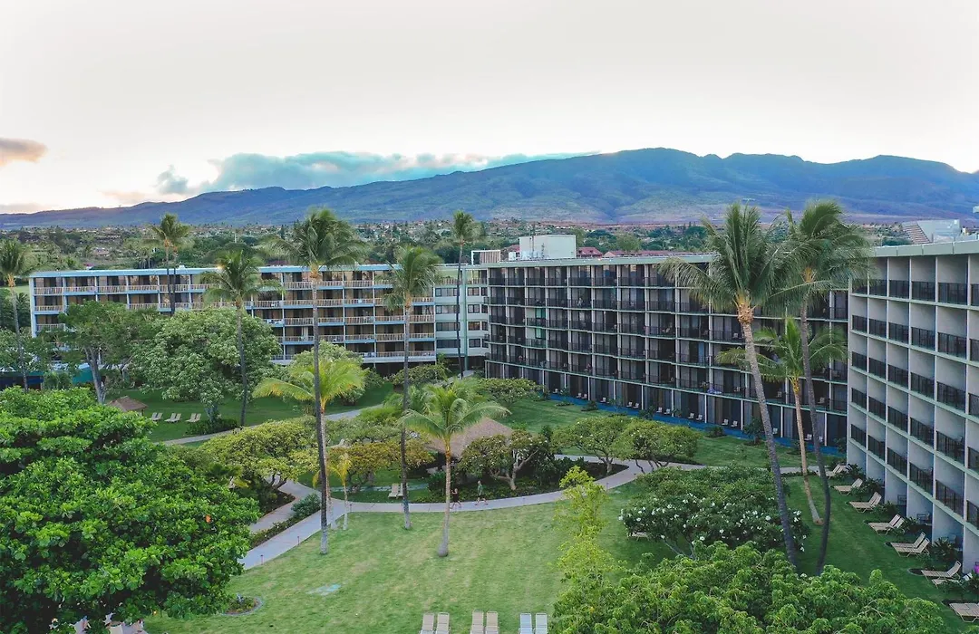 Outrigger Kaʻanapali Beach Resort-1