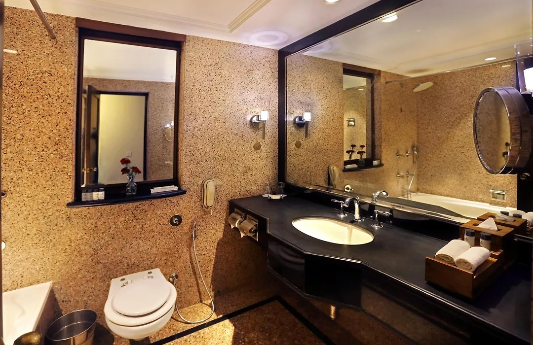 Eros Hotel New Delhi By Ihg-1