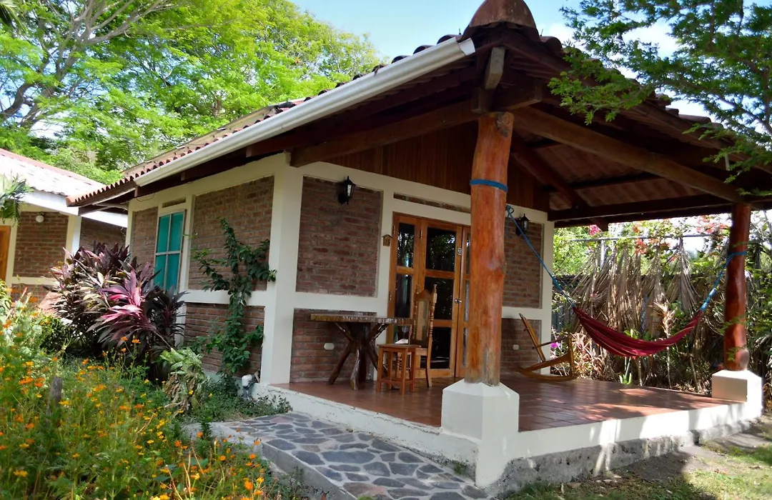 Hotel Villa Paraiso-1