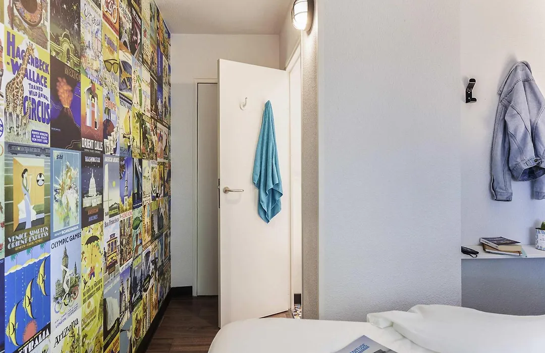 hotelF1 Amiens Est 12 rue des indes n0ires 80440 glisy-1