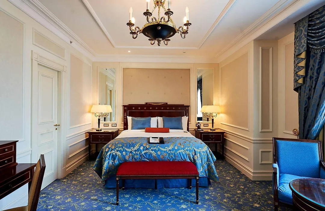 Fairmont Grand Hotel Kyiv-1