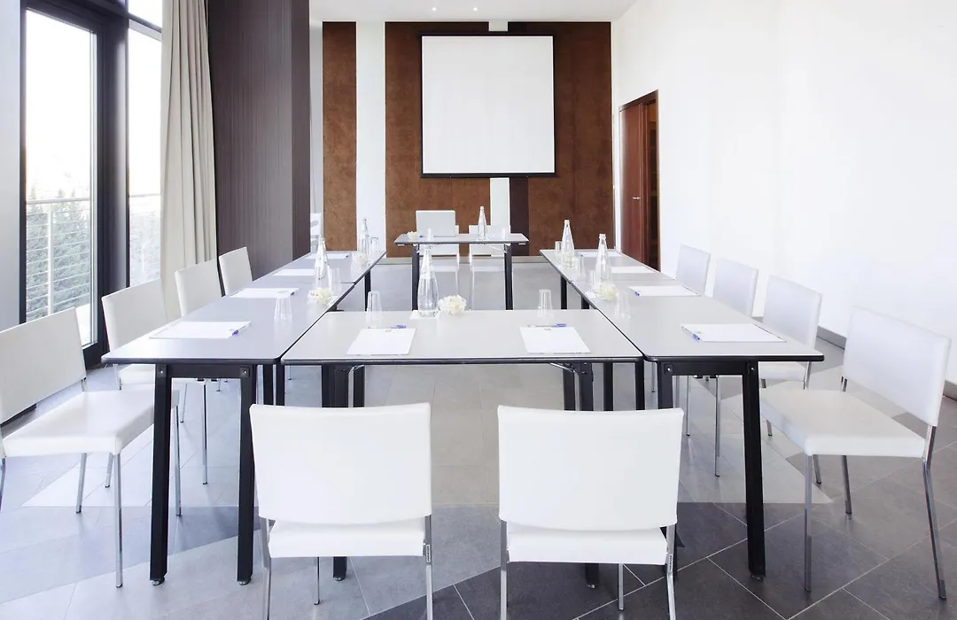 Ibis Styles Roma Eur-1