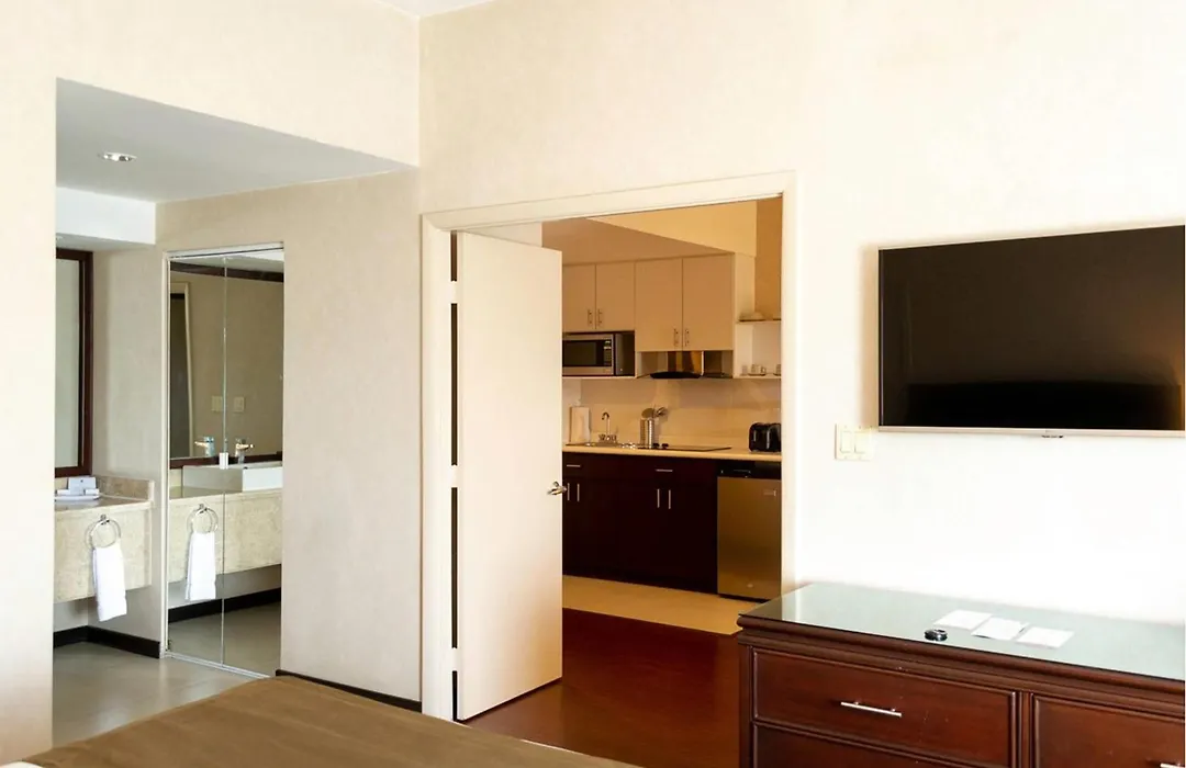 Clarion Suites Guatemala City-1