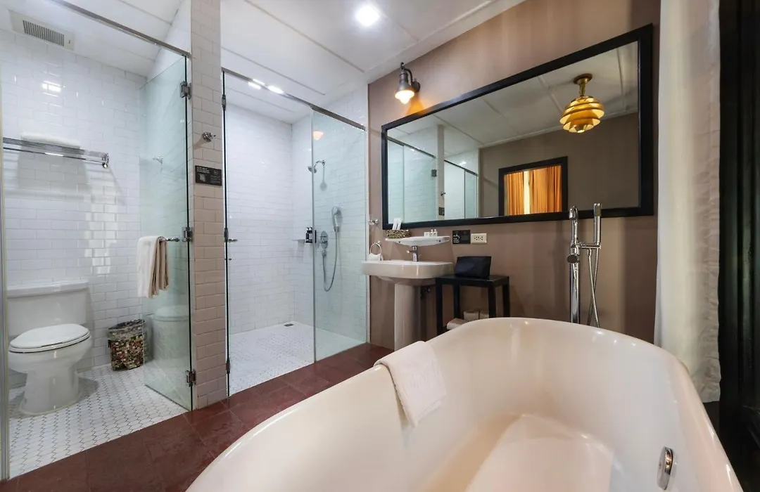 The Henry Hotel Manila-1