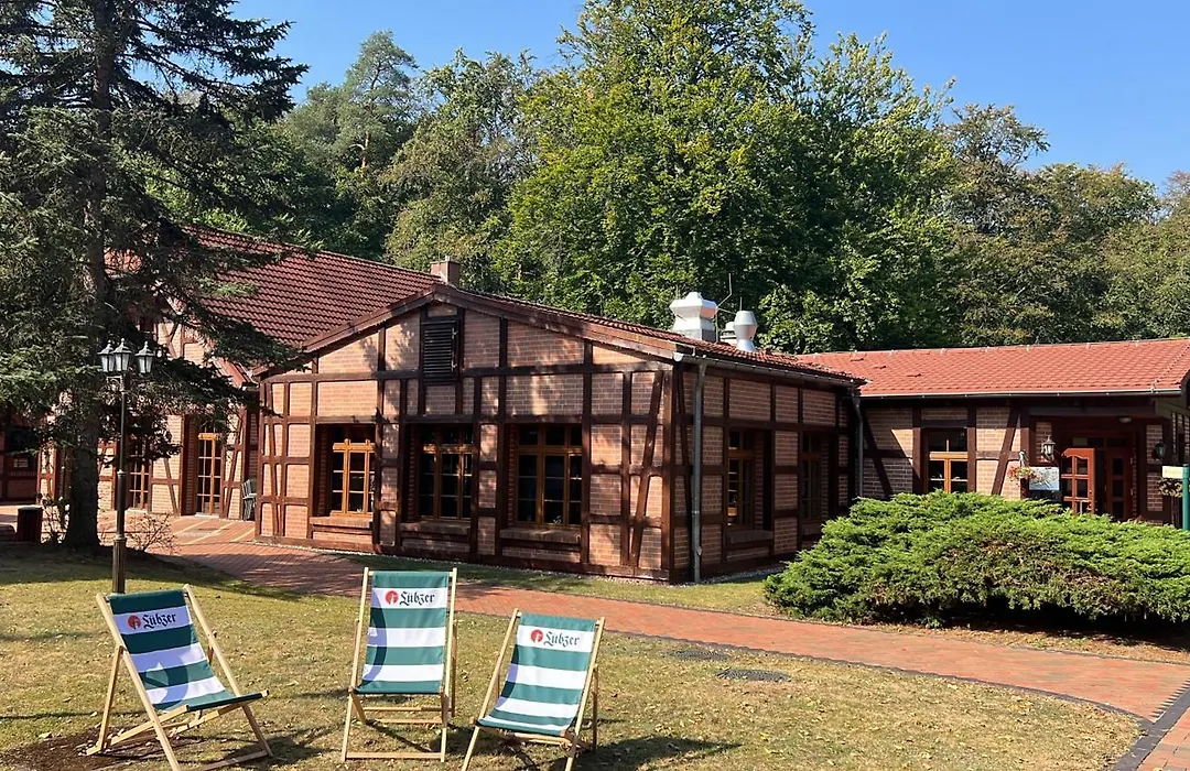 Hotel Garni Jagdschloss Waldsee mit Frühstücksbuffet&Schlossküche für Selbstversorger-1