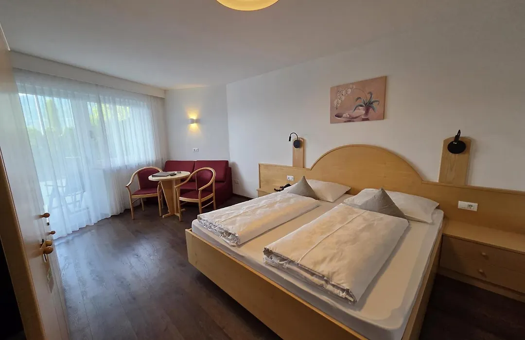 Hotel Garni Herz-1