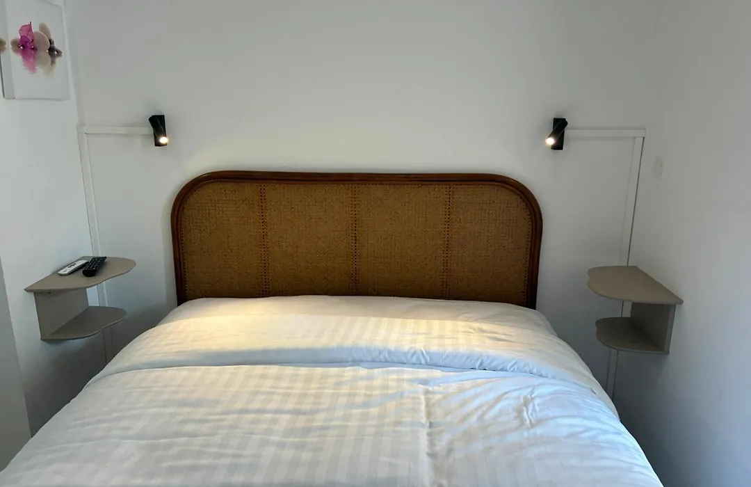 Hotel De Provence-1