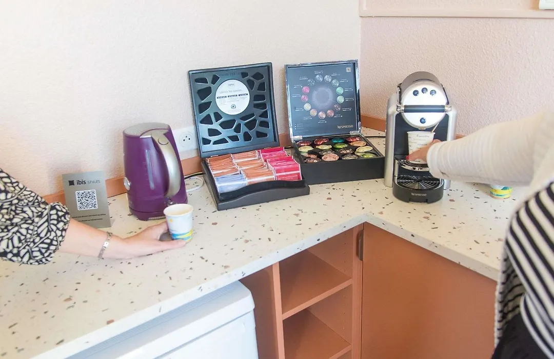 Ibis Styles Chinon-1