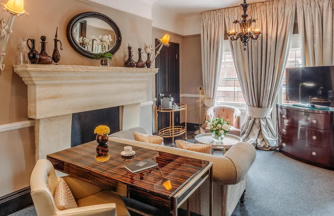 11 Cadogan Gardens And The Apartments-1