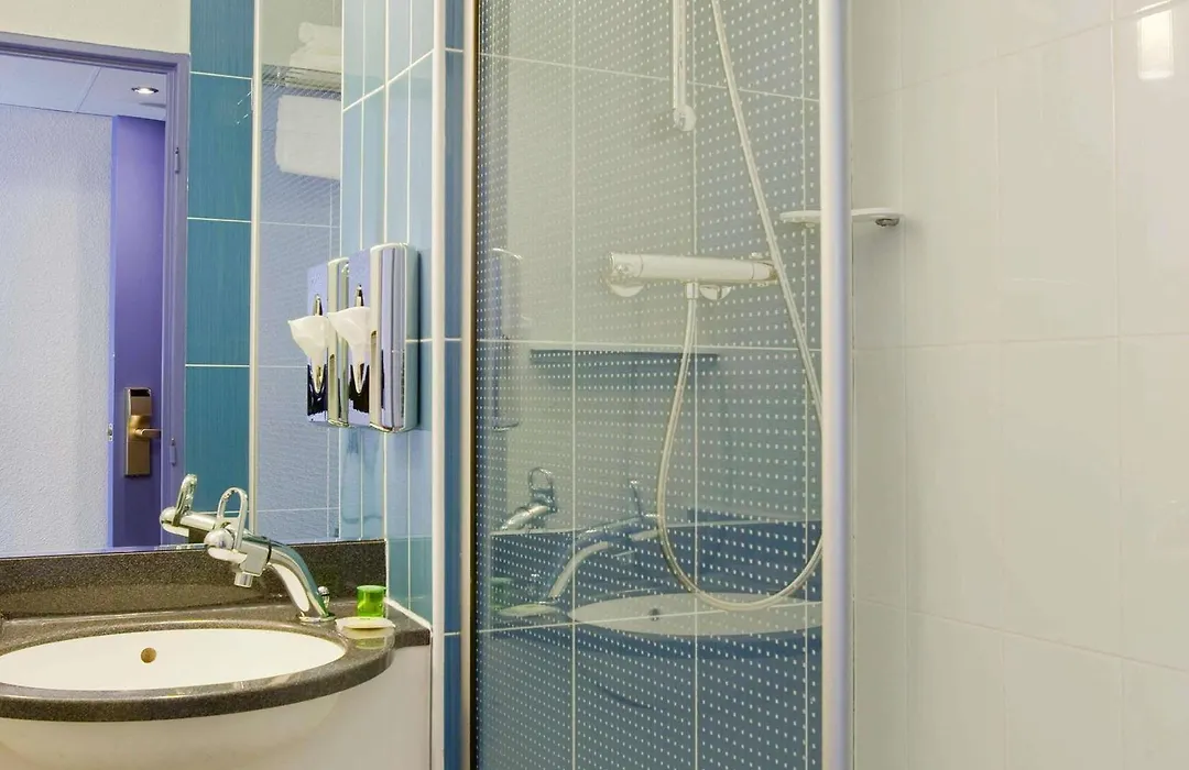 Ibis Styles Fontenay-1