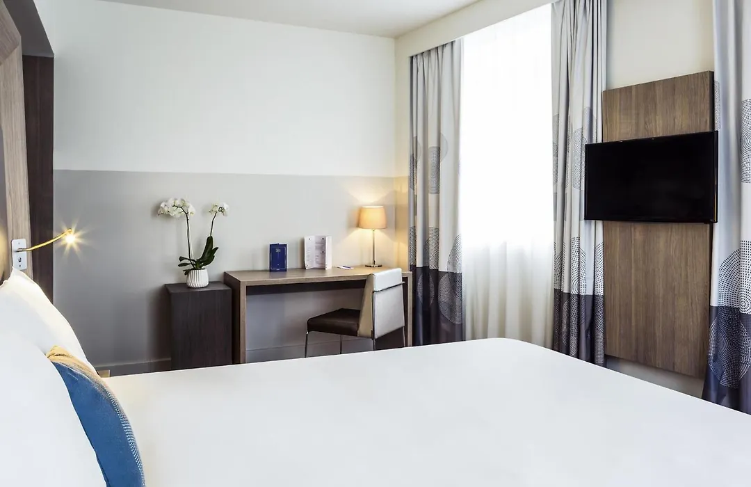 Novotel SPA Rennes Centre Gare-1