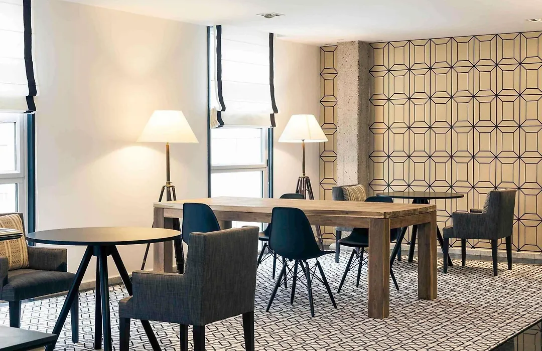 Hotel Mercure Jardines De Albia-1