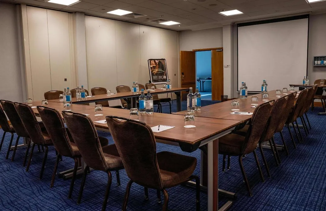 Novotel London Stansted Airport-1