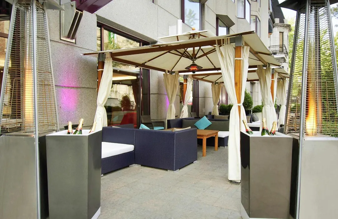 Novotel Montreal Center-1