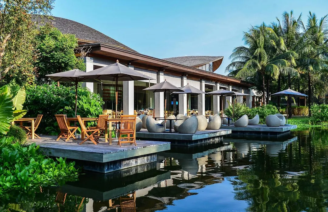 Renaissance Phuket Resort & Spa-1