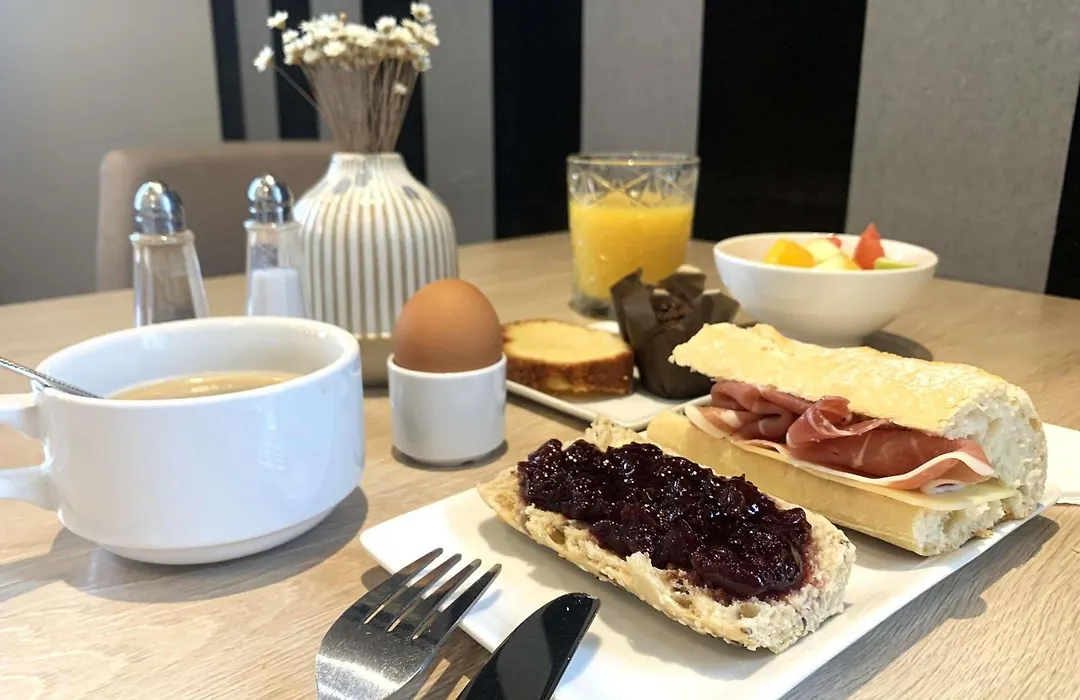 ibis Styles Rouen Nord-Barentin-1