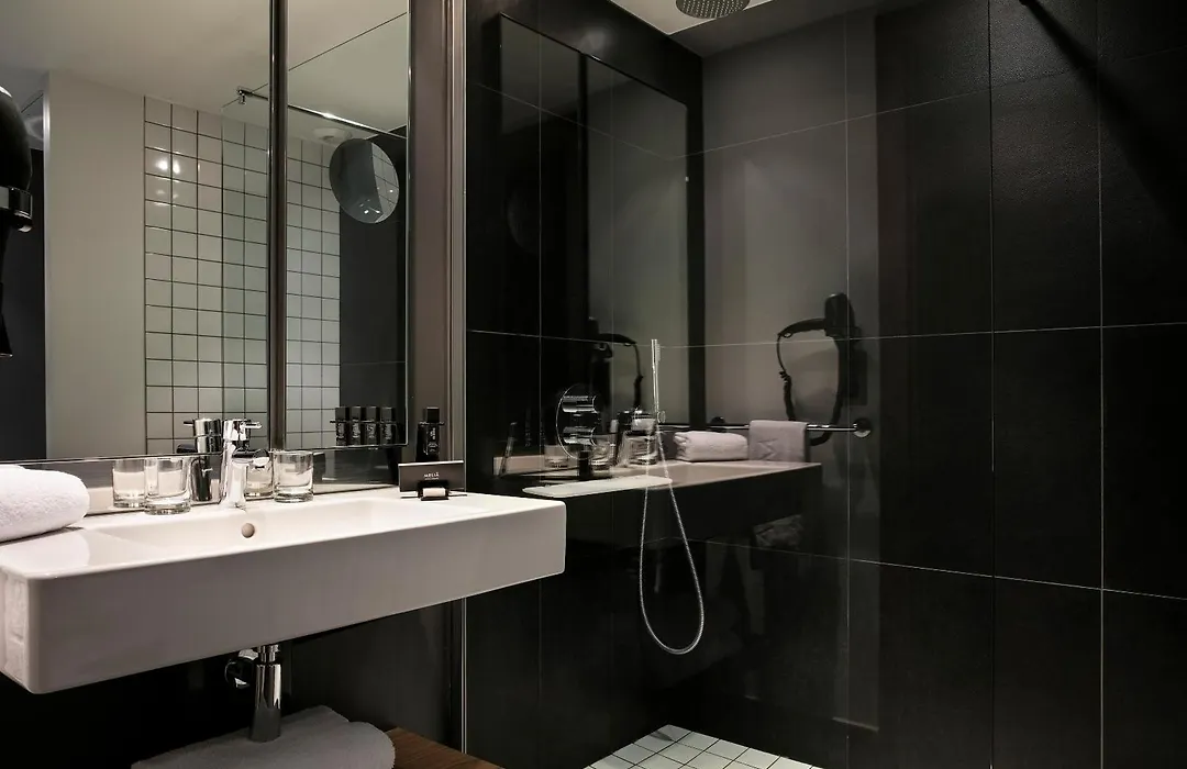 Meliá Paris La Défense-1