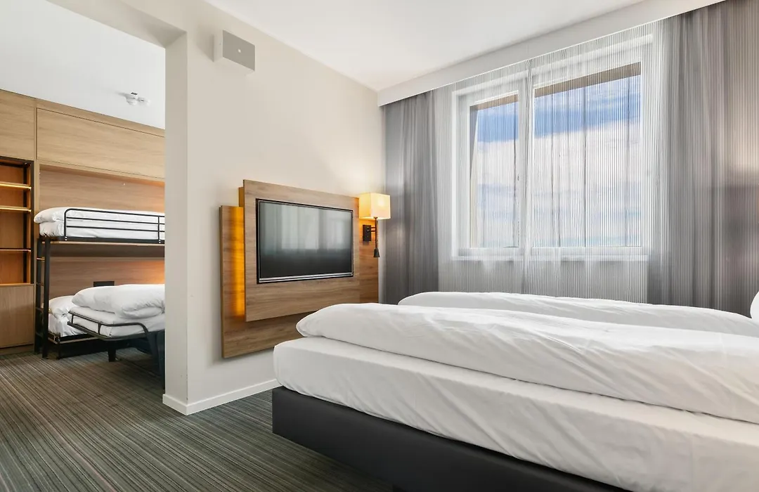 X Hotel-1
