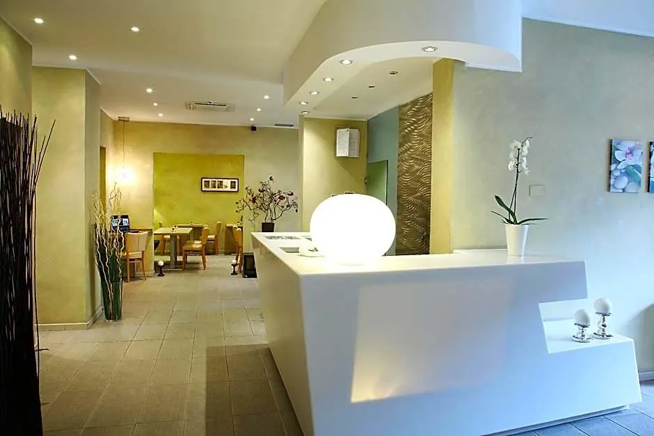 Hotel Trieste-1