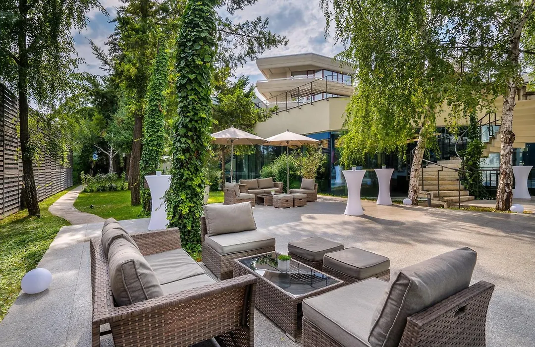 Crowne Plaza Bucharest By Ihg-1