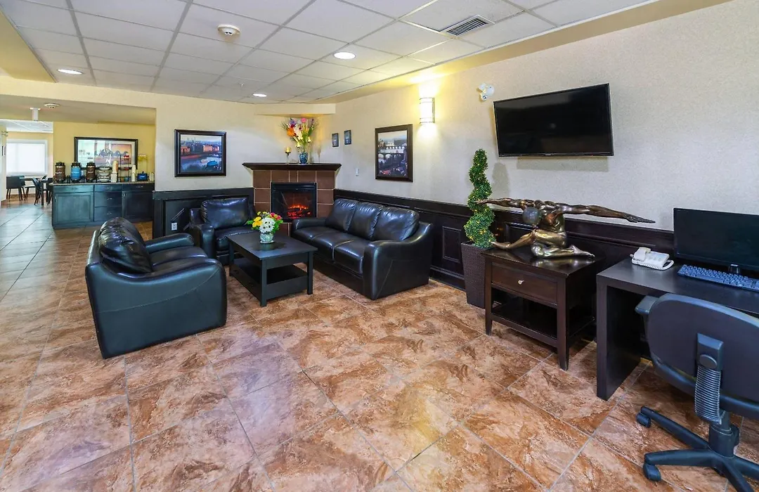 Comfort Inn & Suites Edson - Yellowhead Highway-1