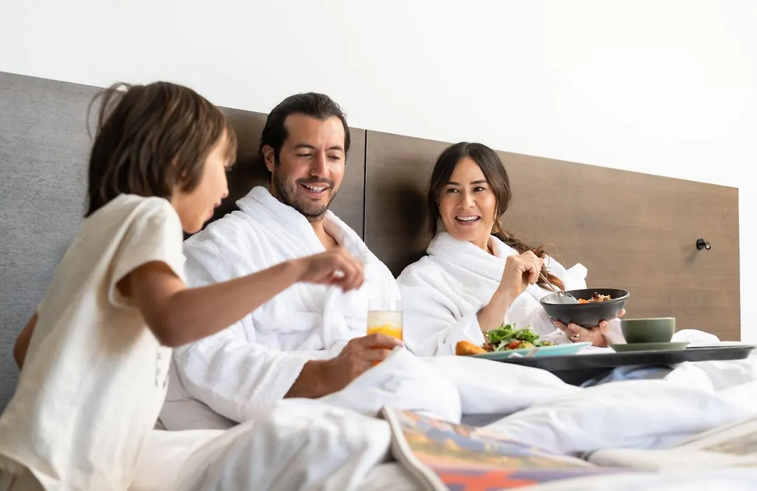 Holiday Inn West Perth By Ihg-1