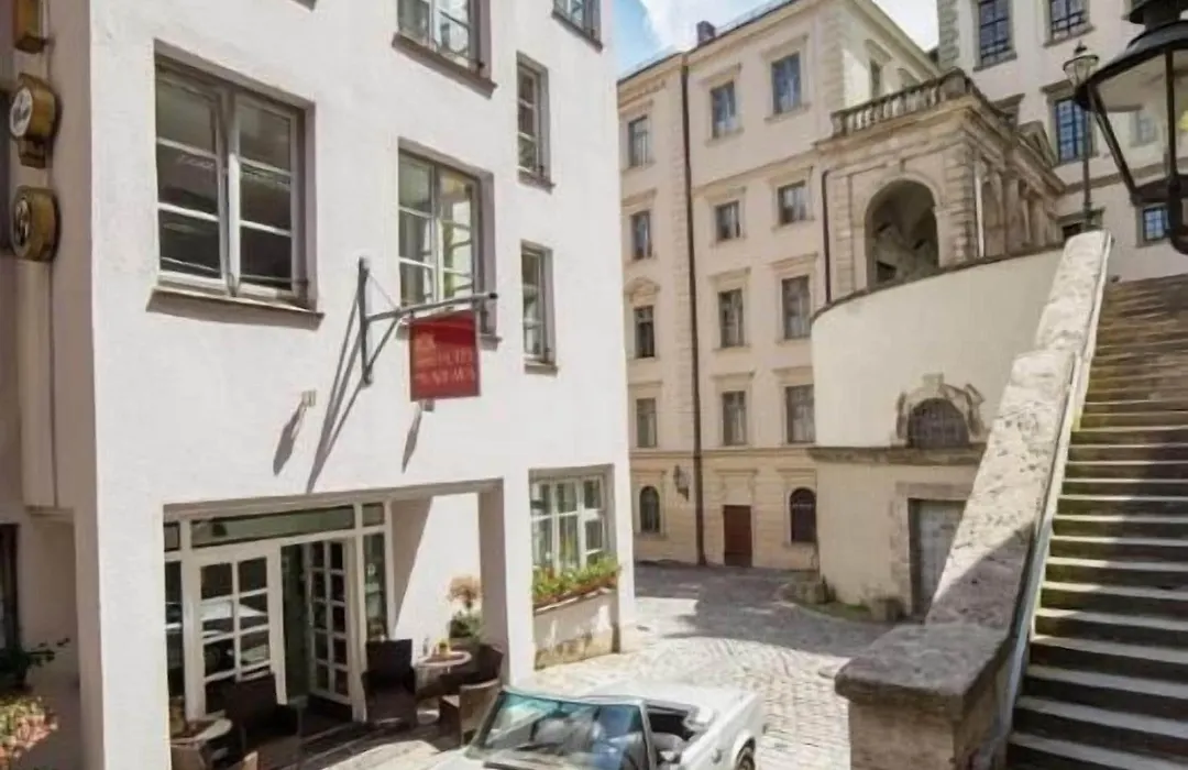 Hotel am Rathaus-1
