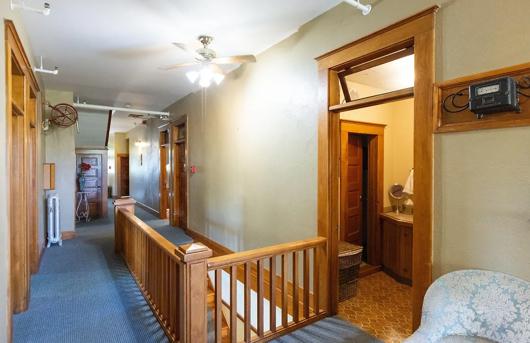 Balch Hotel-1