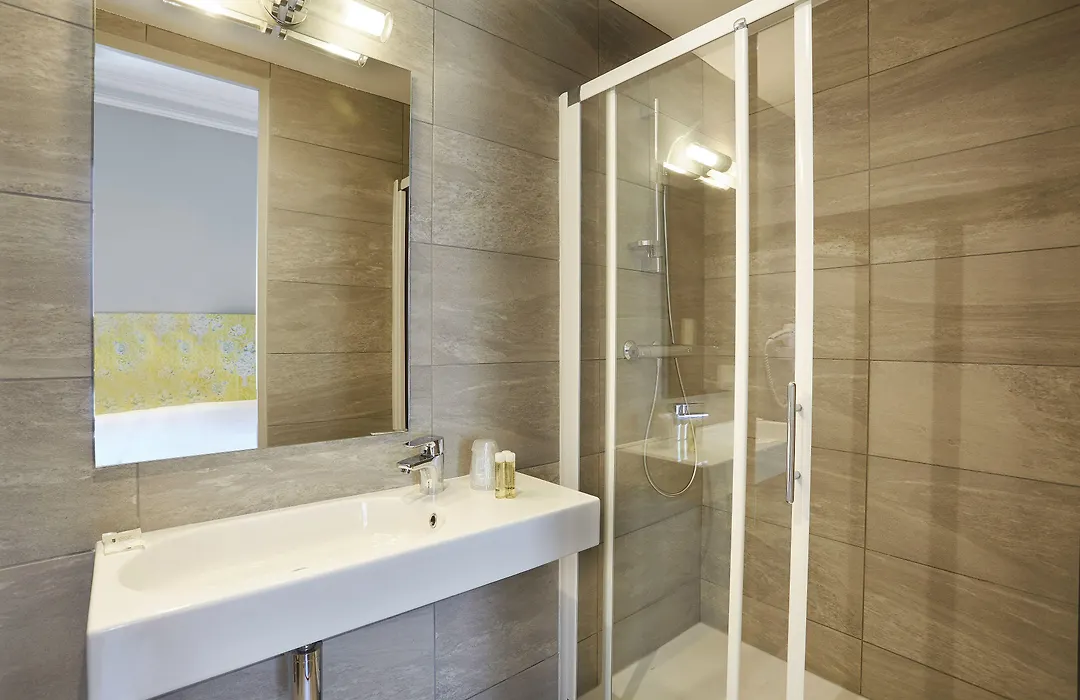 Hotel Vaubecour - Centre Lyon Ainay - Perrache-1