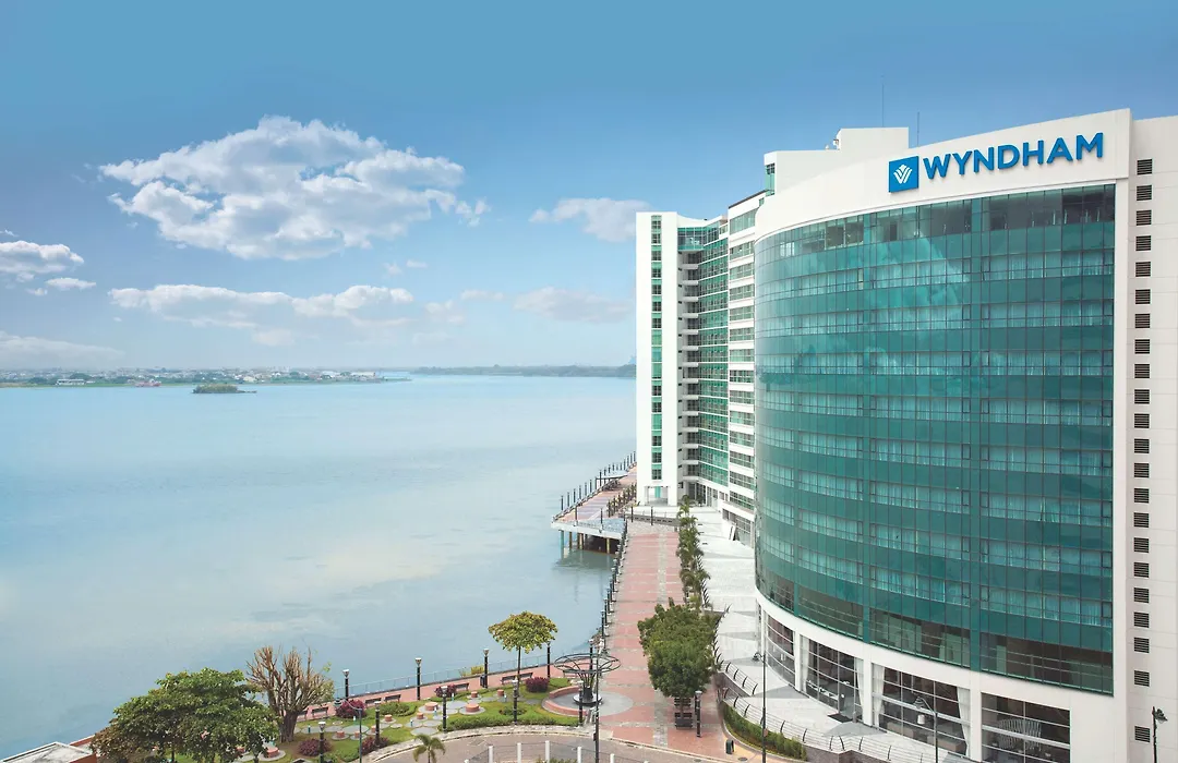 Wyndham Guayaquil, Puerto Santa Ana-1