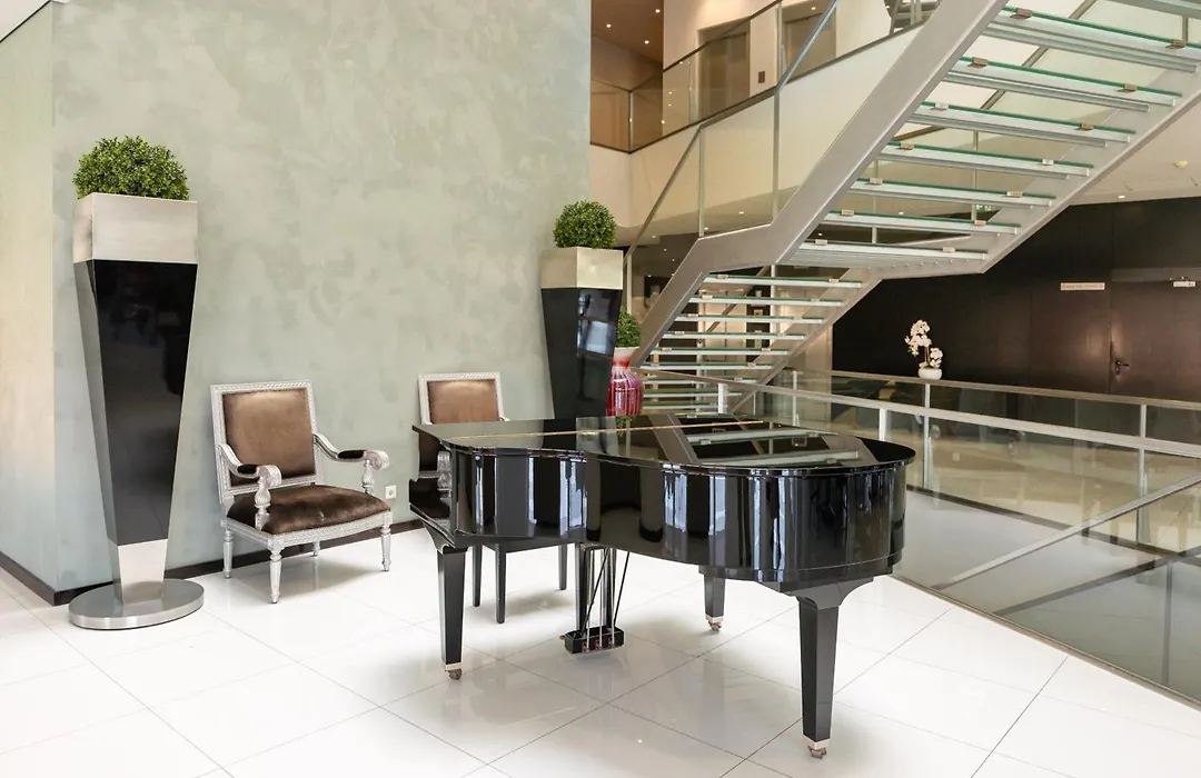 Meliá Ria-1