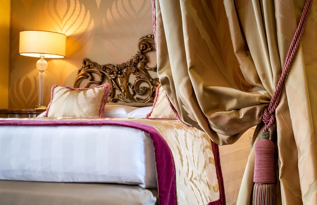 Hotel Amadeus-1