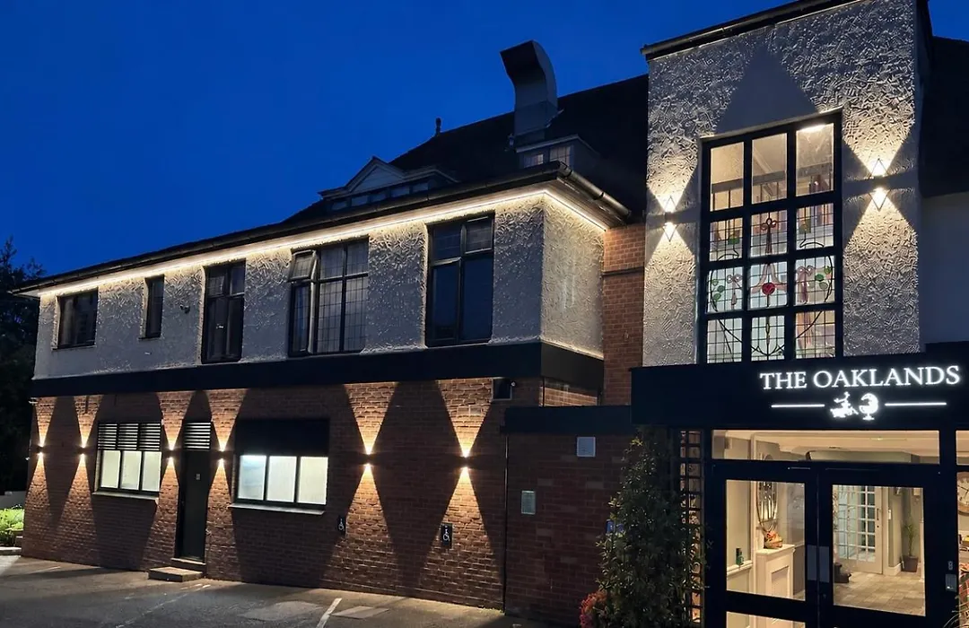Oaklands Hotel-1