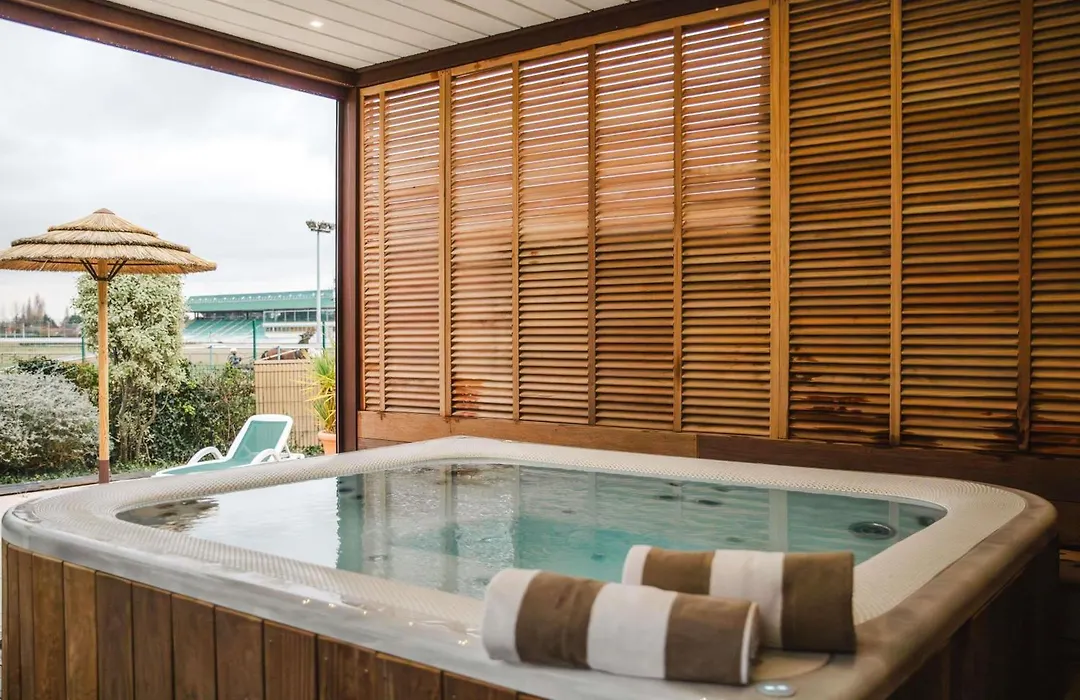Mercure Cabourg Hotel & Spa-1