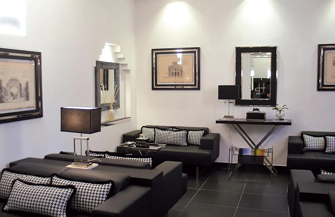 Lhp Hotel Napoleon-1