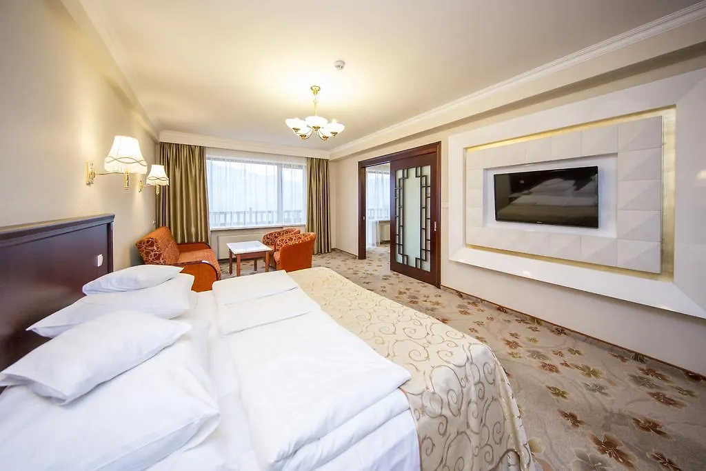Hotel Golebiewski Wisla-1