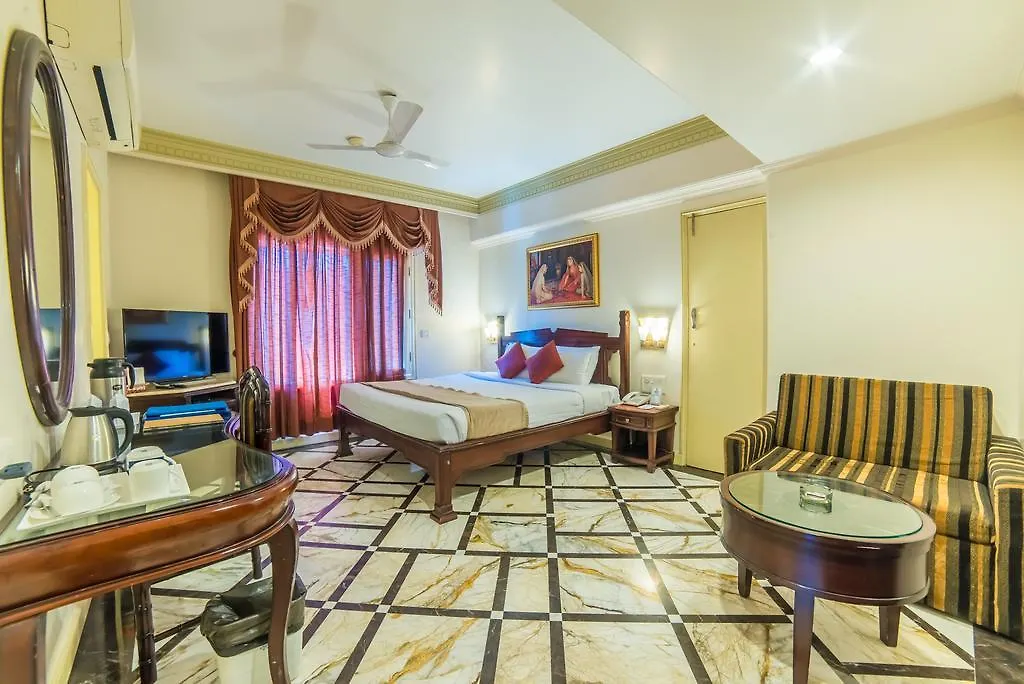 Hotel Hillock-1