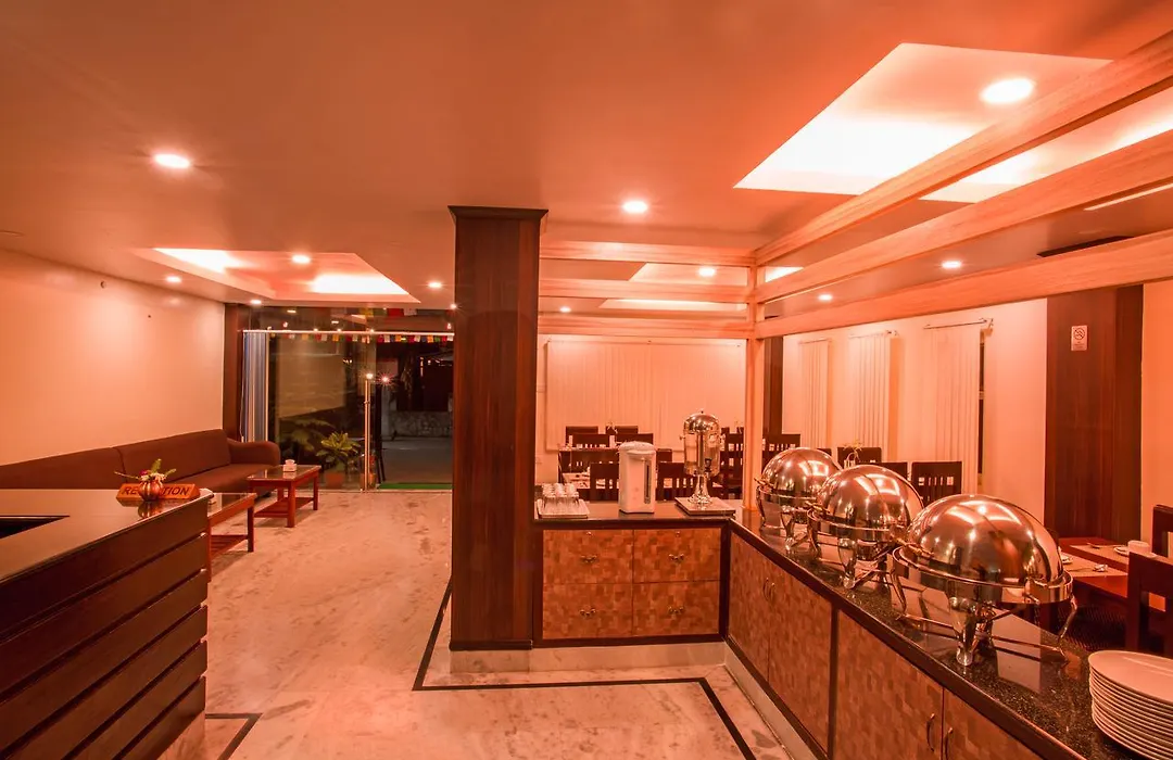 Hotel Spring-1
