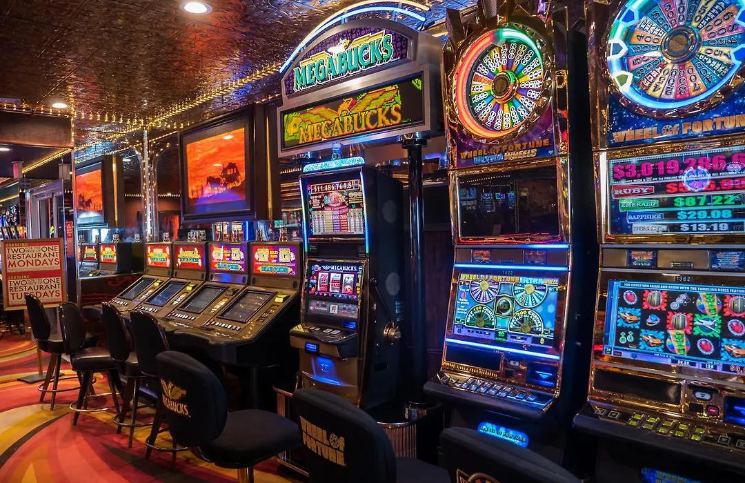 Skyline Hotel And Casino-1