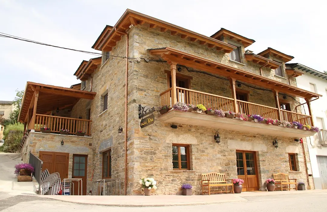 Casa Lixa Hotel Rural Albergue-1