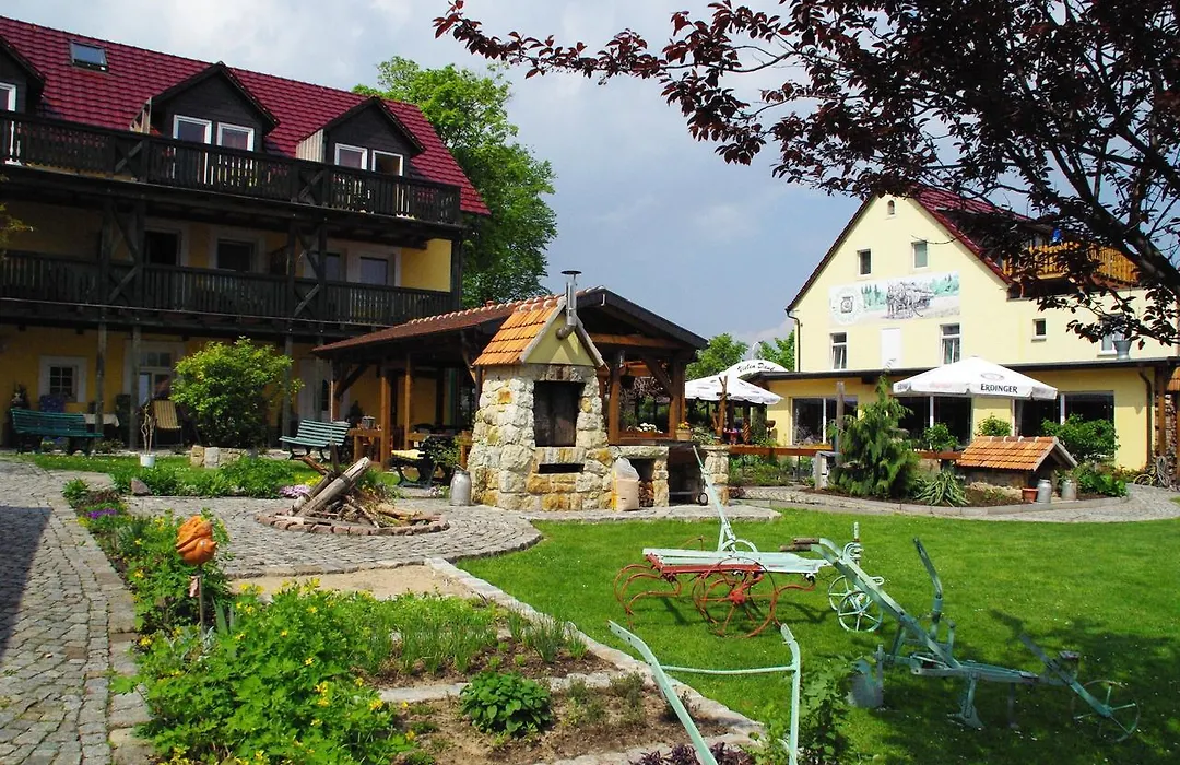 Landhotel Heidekrug-1