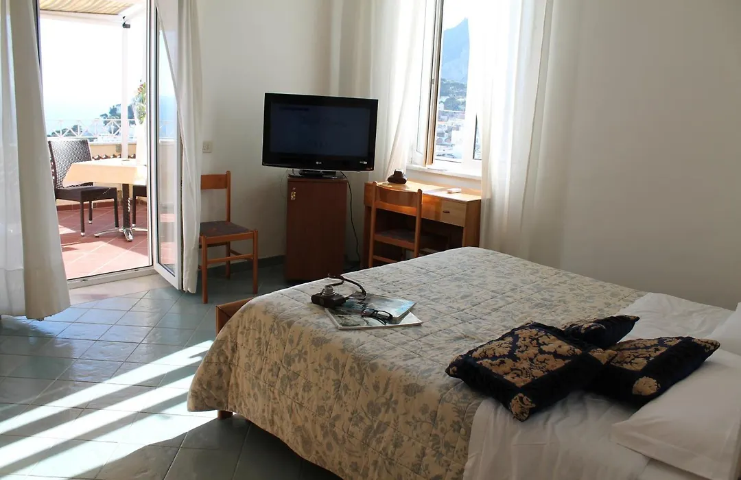 Hotel Esperia-1