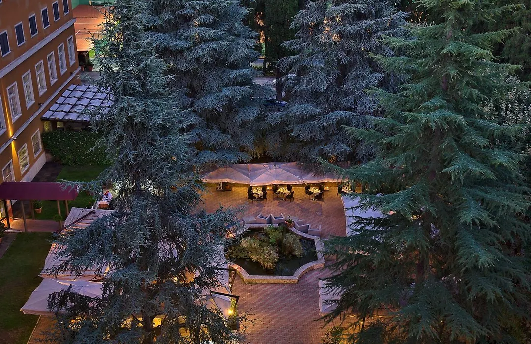 LH Hotel Excel Roma Montemario-1