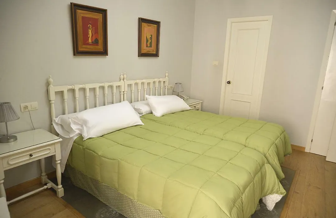 Hotel Tres Carabelas-1