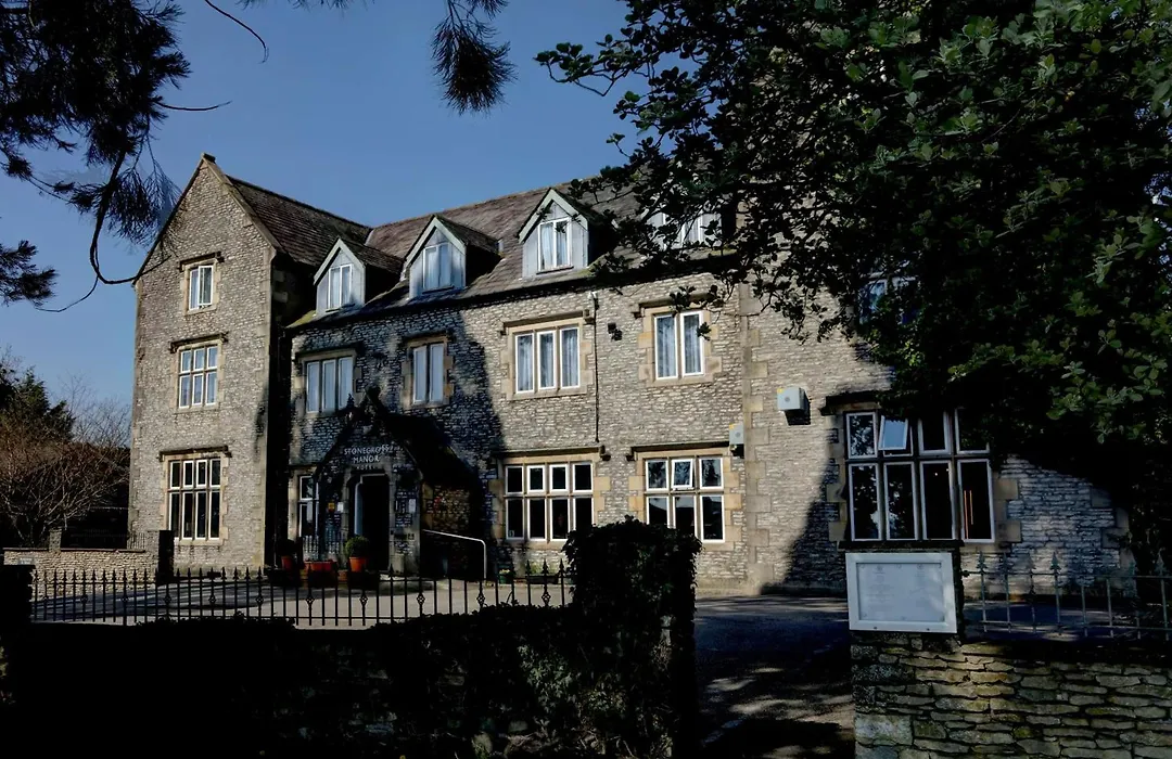 Stonecross Manor Hotel-1